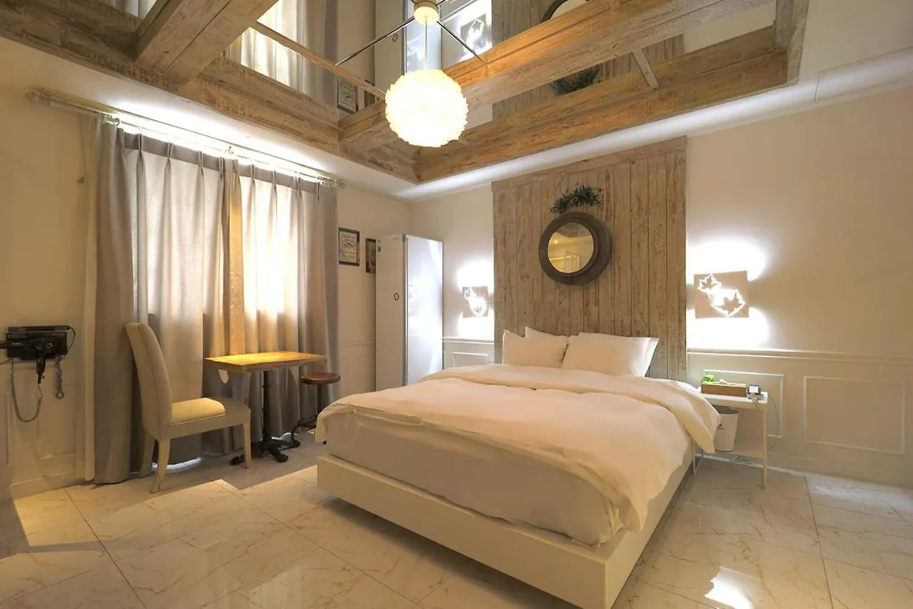 Songdo February Hotel Amnam Busan