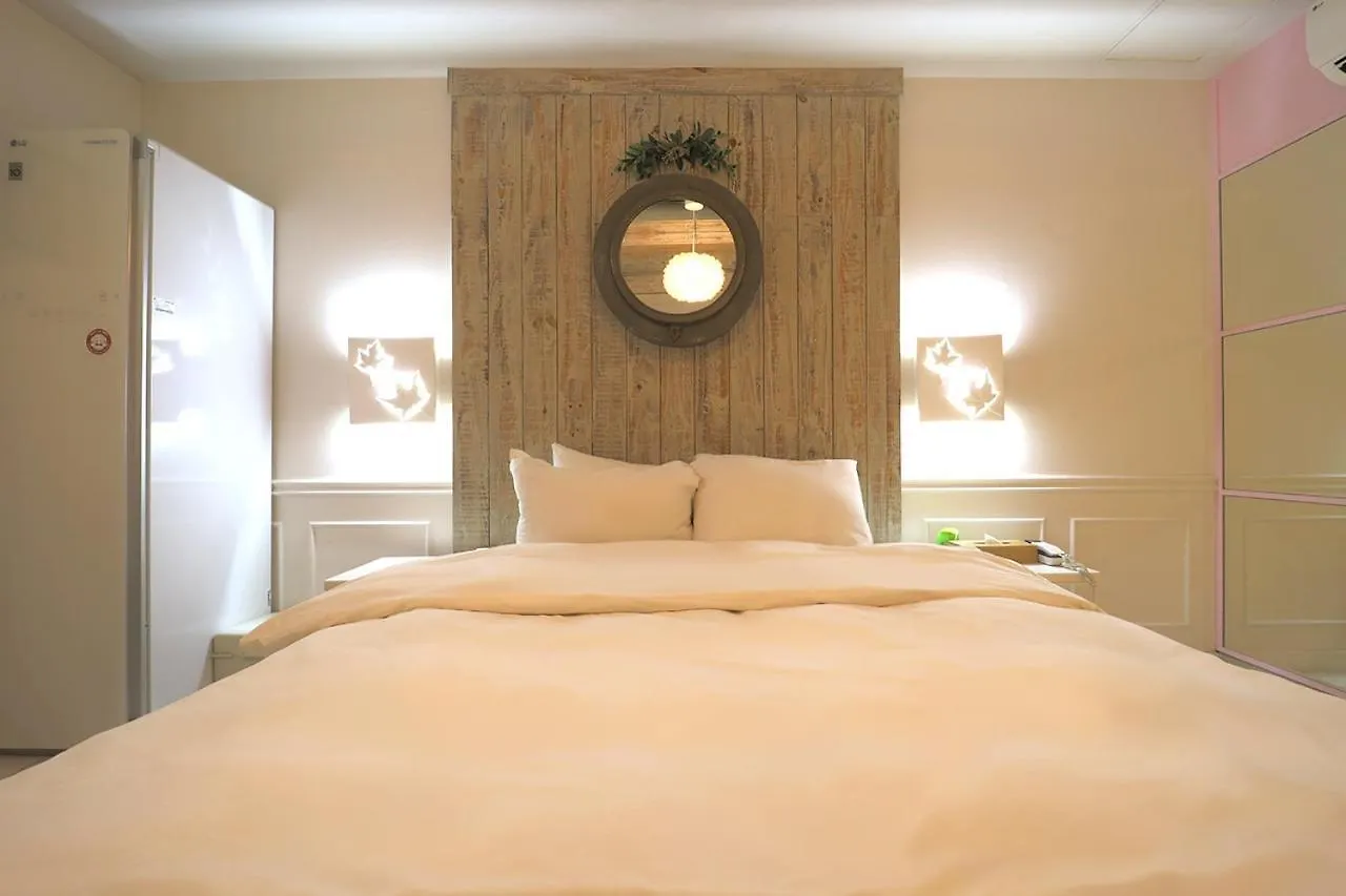 Songdo February Hotel Amnam Busan