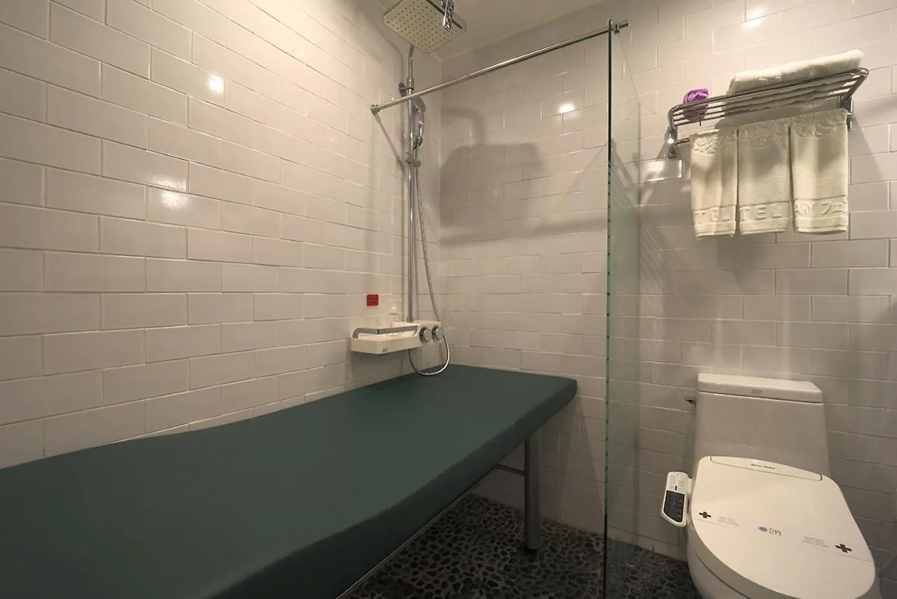 Songdo February Hotel Amnam Busan 0*,
