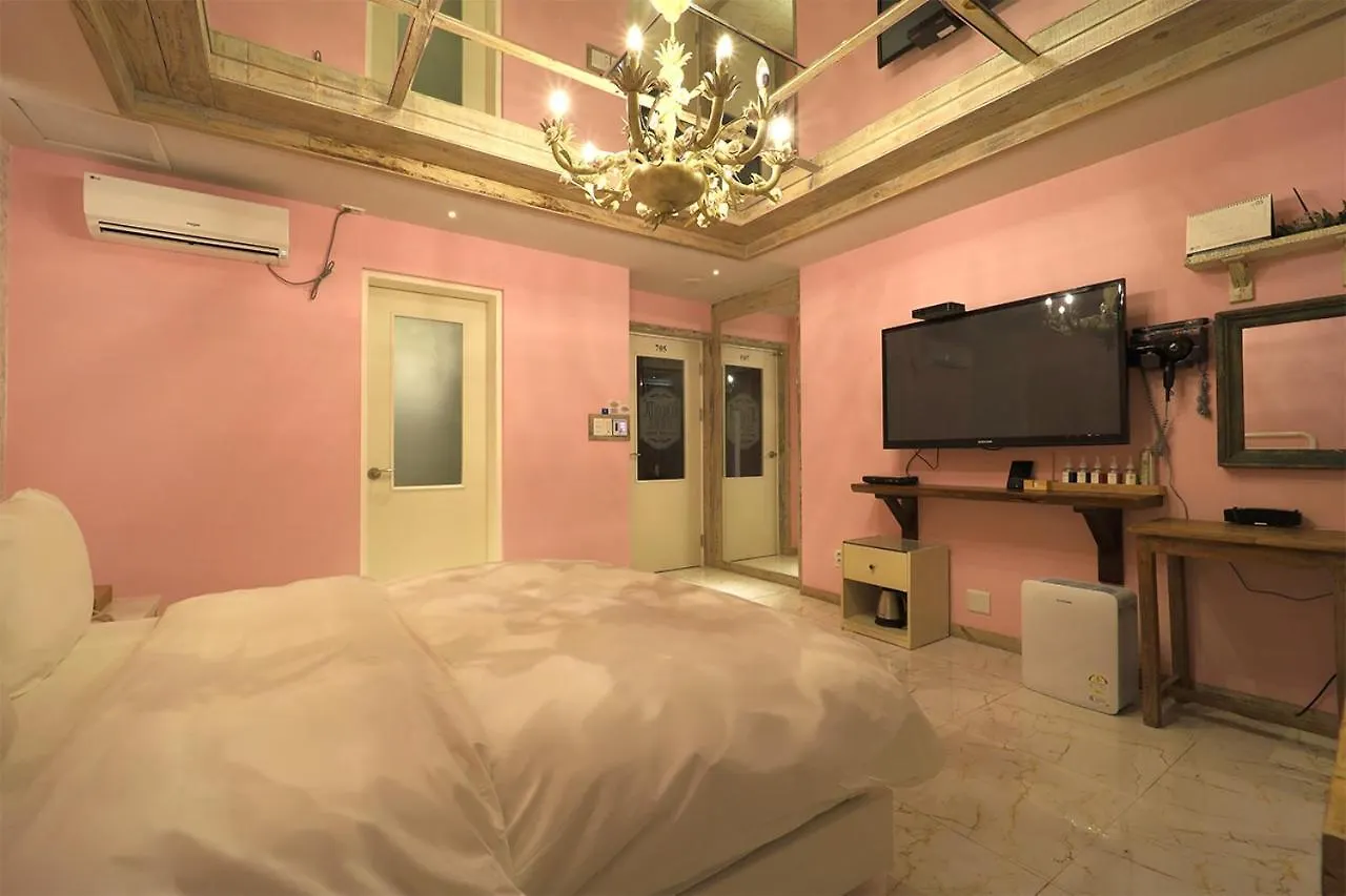 Songdo February Hotel Amnam Busan